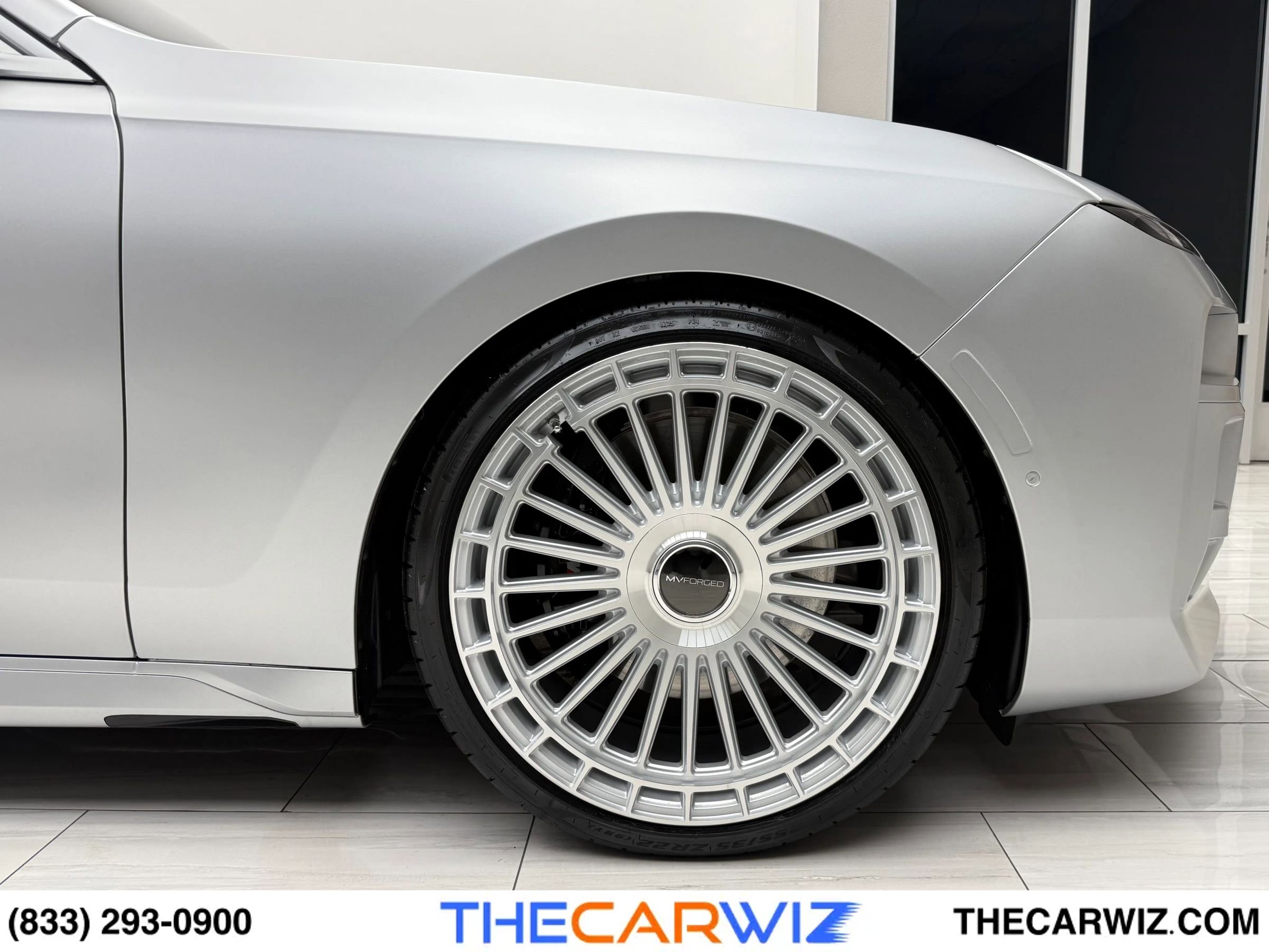 Used 2025 BMW 760i xDrive image 28