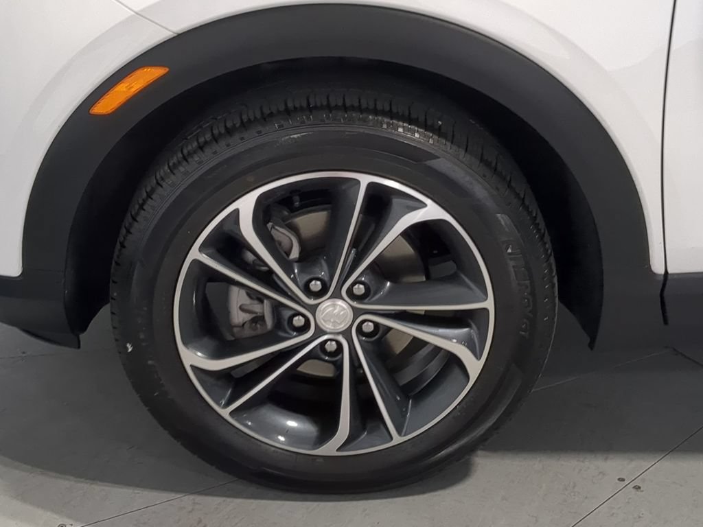 Used 2023 Buick Encore GX Select w/ Safety Package II FWD image 17