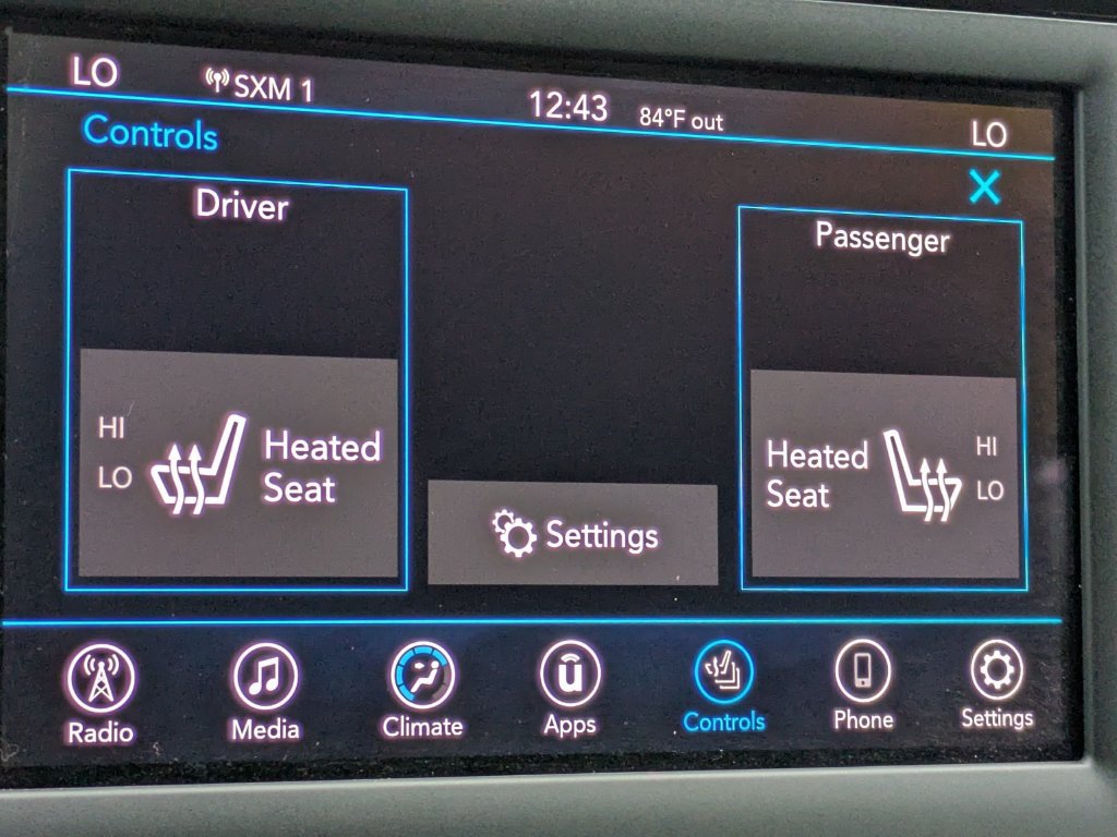 Used 2018 Chrysler Pacifica Touring-L FWD image 24