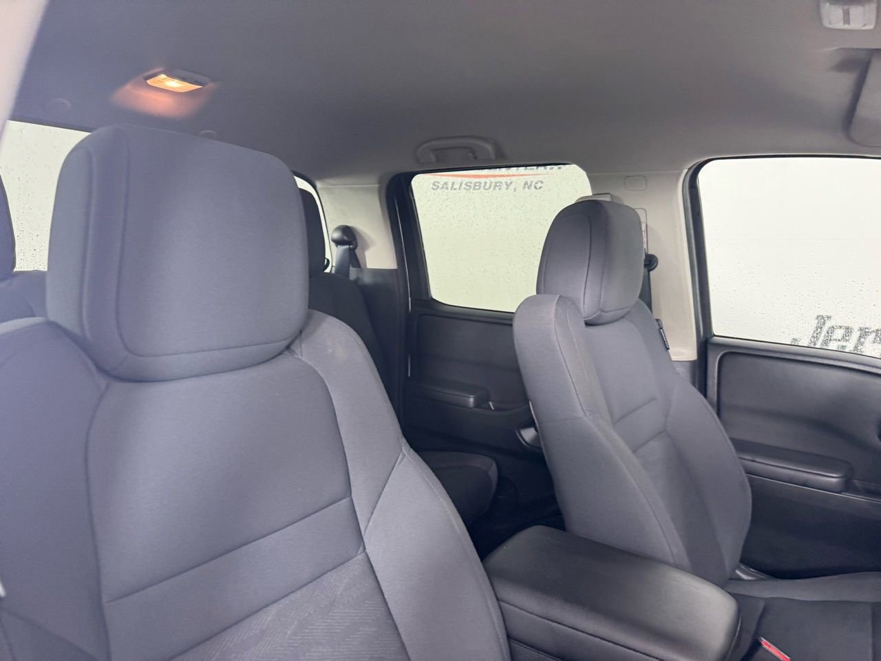 Used 2023 Nissan Frontier S w/ Tow Package image 30