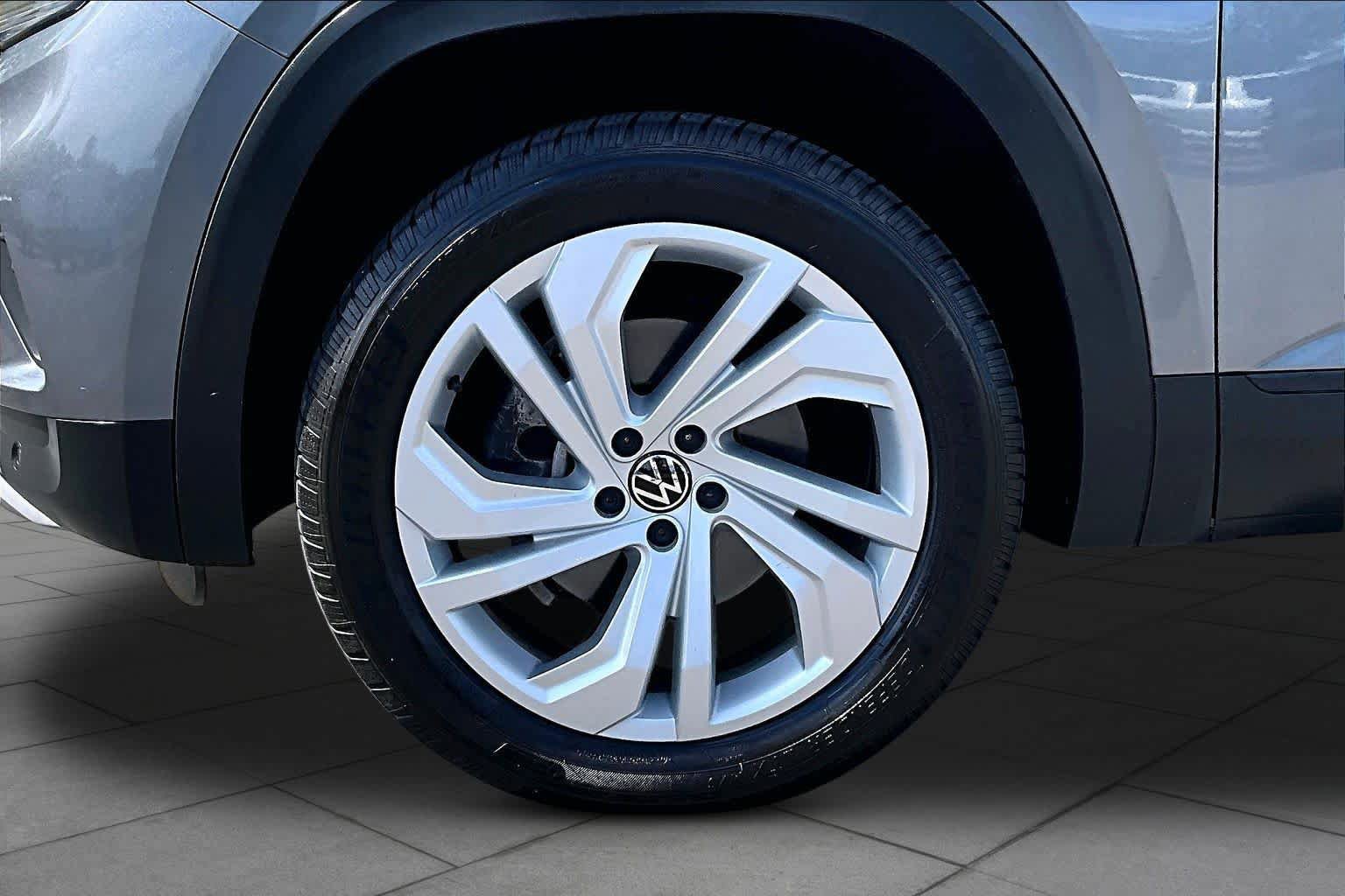 Used 2021 Volkswagen Atlas SE FWD image 11