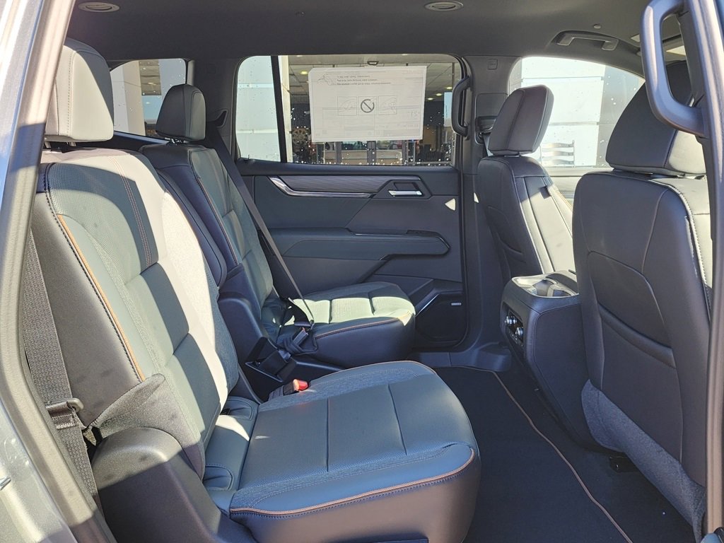 New 2026 GMC Acadia AT4 w/ Luxury Package image 47