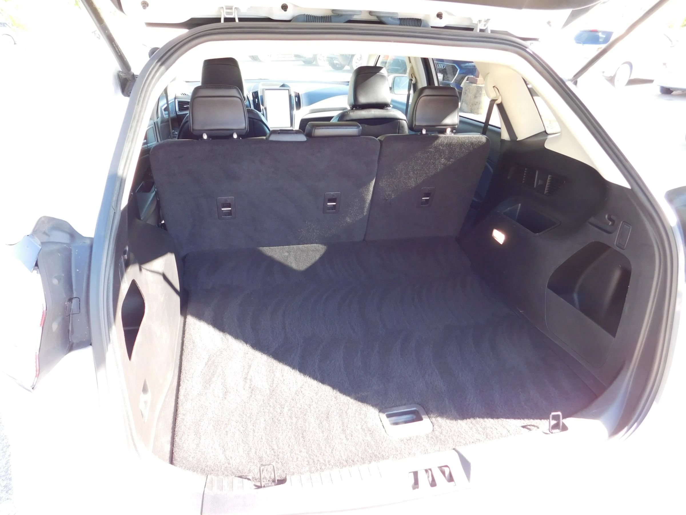 Used 2023 Ford Edge SEL AWD/4WD image 11