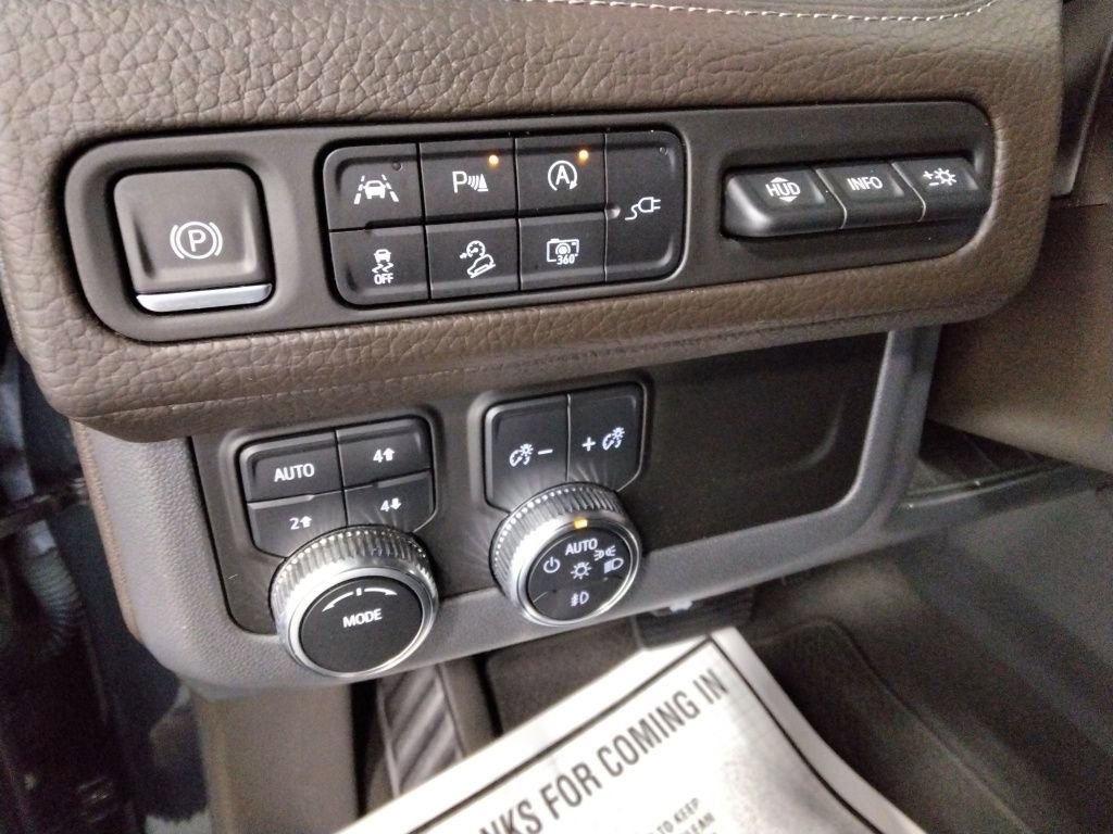 Used 2022 GMC Yukon Denali image 18