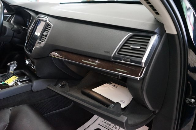 Used 2019 Volvo XC90 T5 Momentum w/ Protection Package image 46