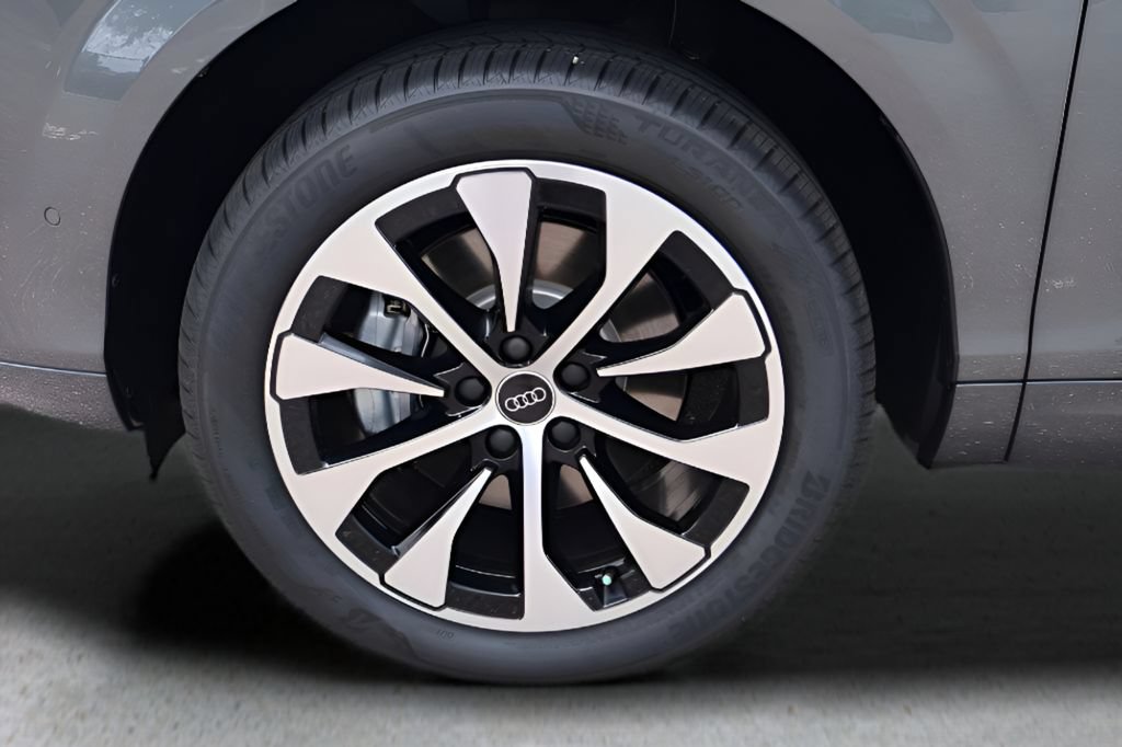 New 2026 Audi Q3 quattro 2.0T AWD/4WD image 27