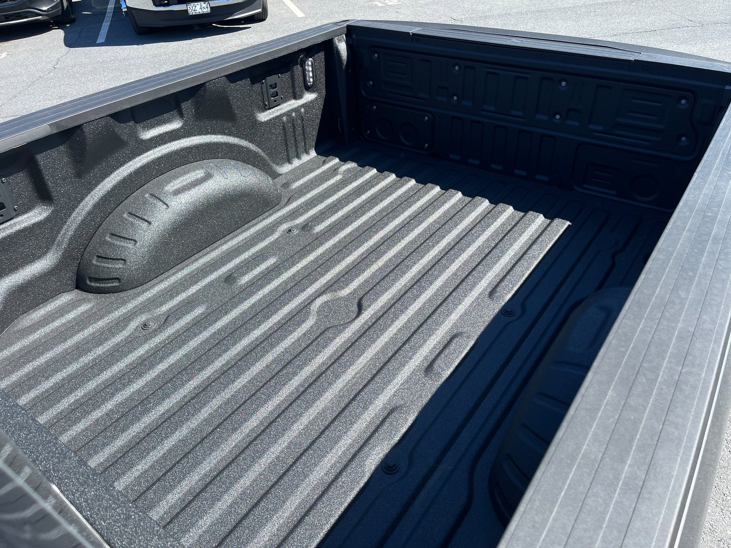 New 2026 Ford F350 Lariat w/ Black Appearance Package image 6