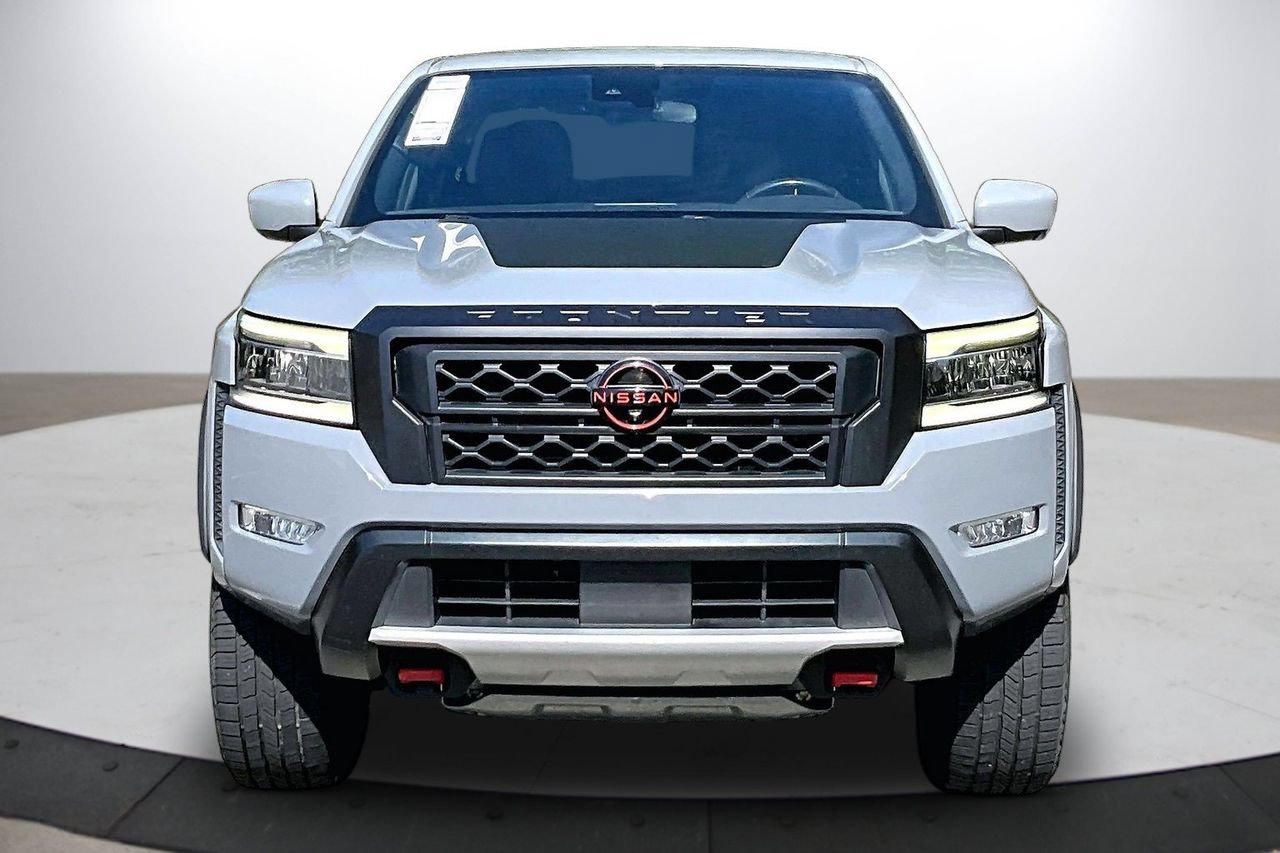 Used 2022 Nissan Frontier PRO-4X AWD/4WD image 3