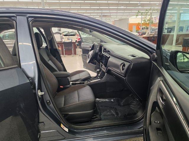 Used 2017 Toyota Corolla LE FWD image 10
