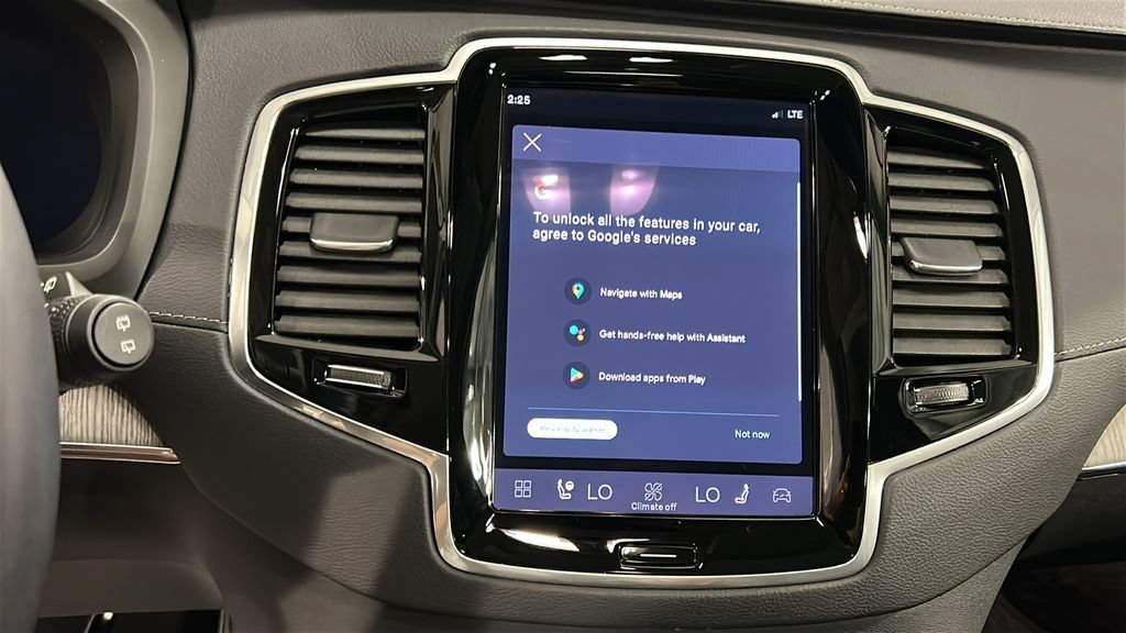 Certified 2023 Volvo XC90 B6 Ultimate w/ Protection Package Premier AWD/4WD image 16