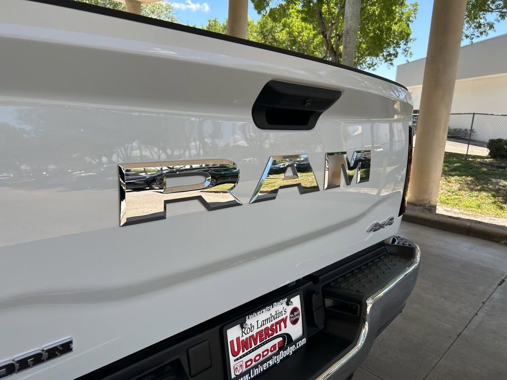 Used 2025 RAM 3500 Big Horn AWD/4WD image 21