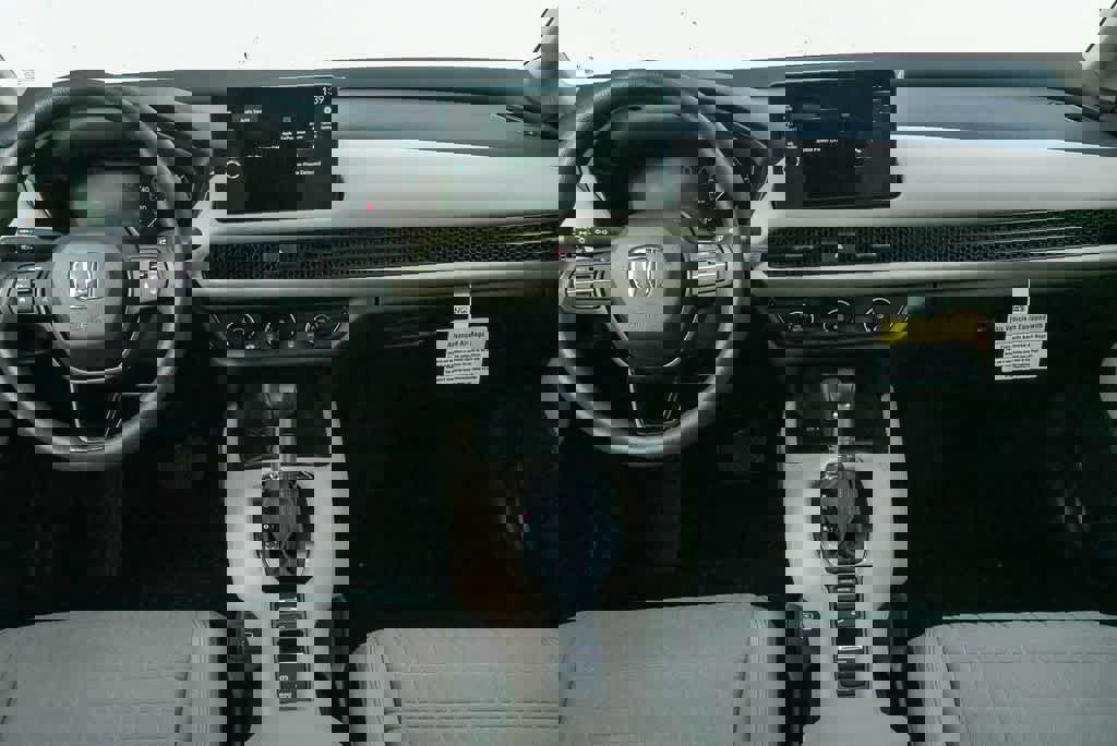 New 2026 Honda HR-V LX image 13