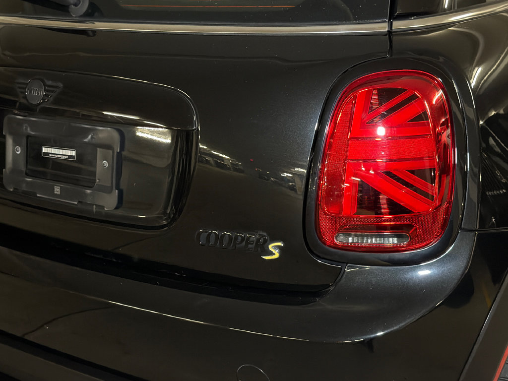 Used 2023 MINI Cooper SE FWD image 5
