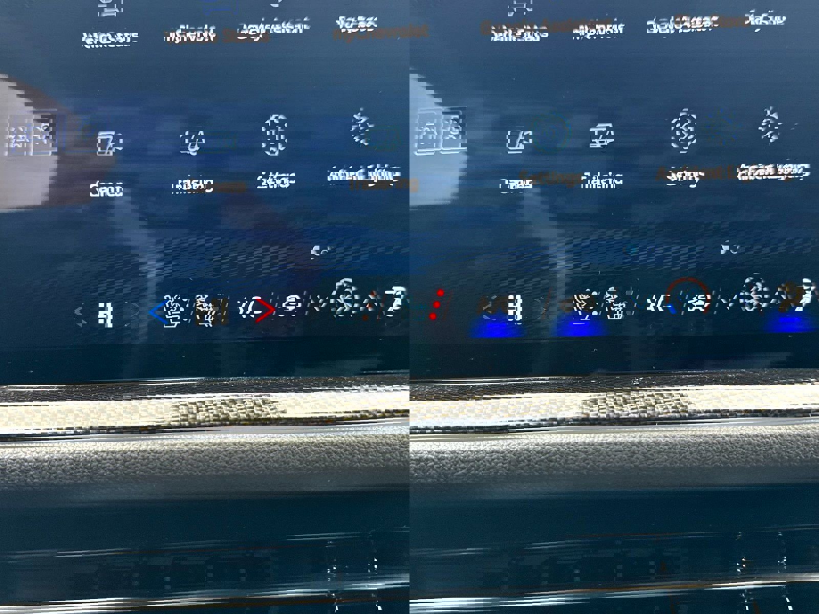 New 2026 Chevrolet Traverse High Country w/ LPO, Floor Liner Package AWD/4WD image 61