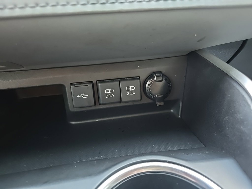 Used 2021 Toyota Highlander XLE image 61