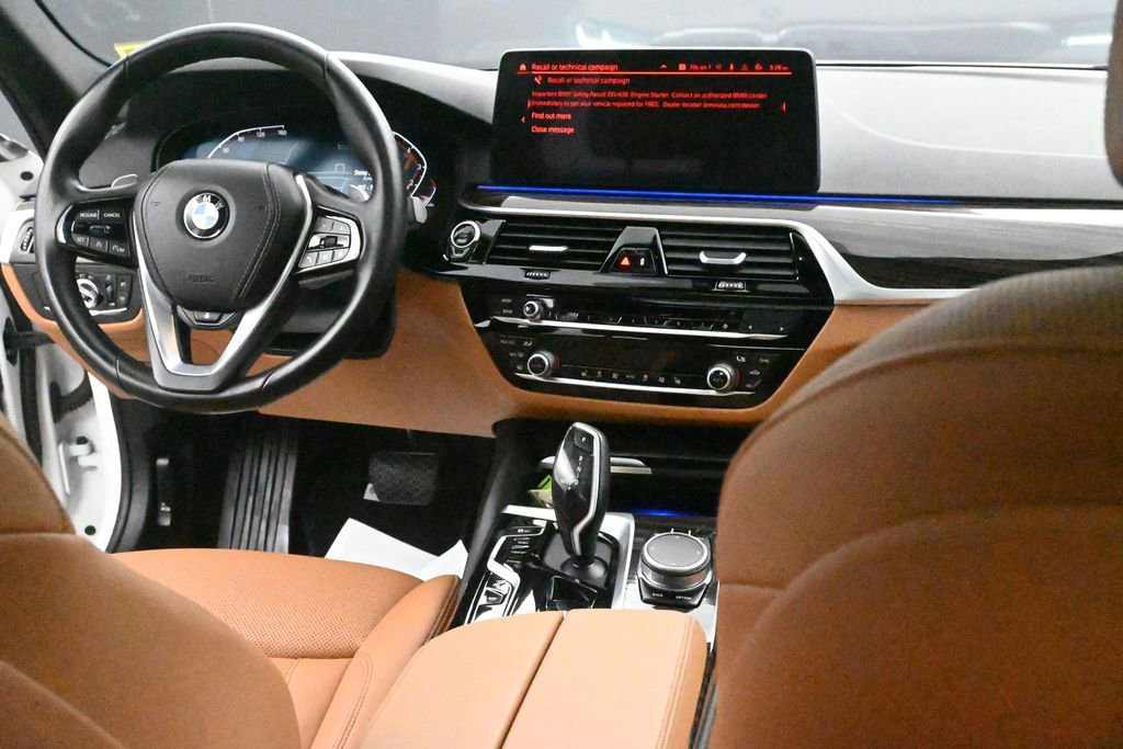 Used 2021 BMW 530i xDrive w/ Convenience Package AWD/4WD image 14