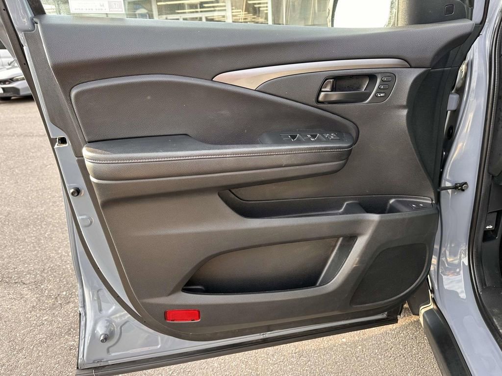 Used 2022 Honda Passport EX-L image 8