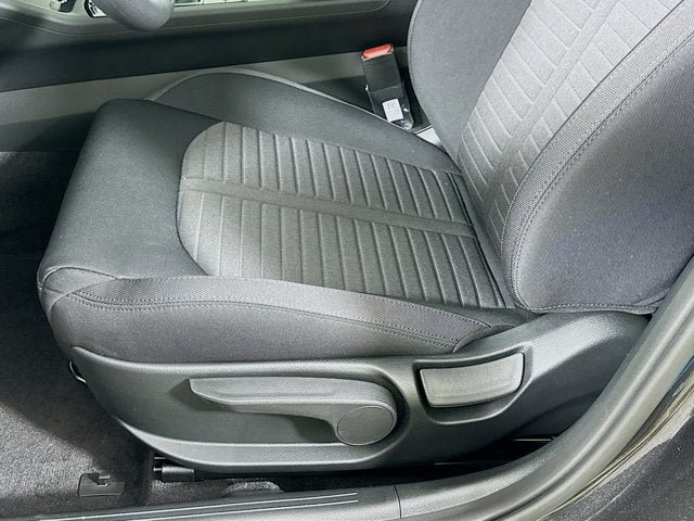 New 2025 Kia K5 LXS FWD image 21