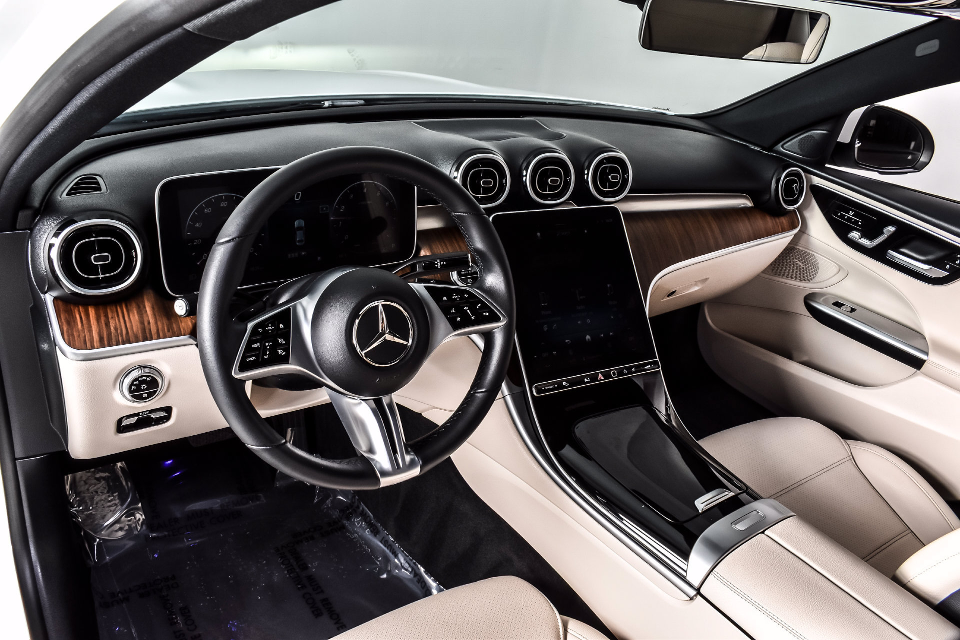 Used 2023 Mercedes-Benz C 300 4MATIC Sedan image 15