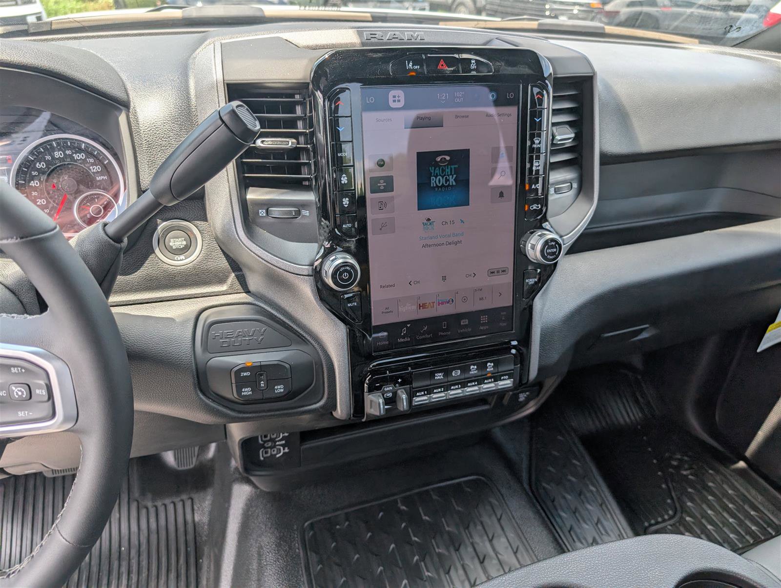 New 2025 RAM 3500 Tradesman image 15