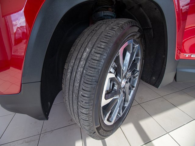 Certified 2023 GMC Terrain SLT w/ LPO, Floor Liner Package image 18