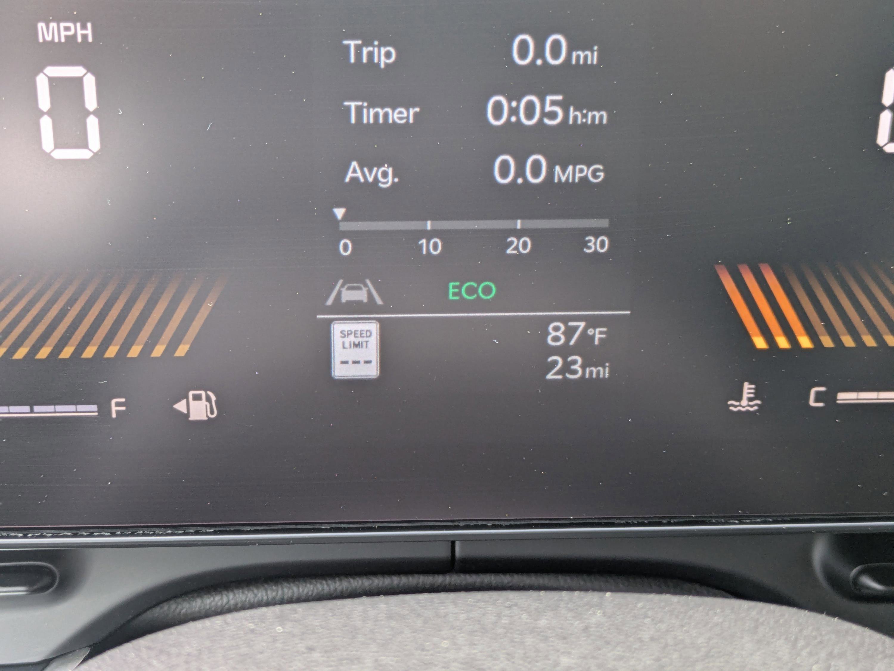 New 2026 Kia Carnival LX image 16