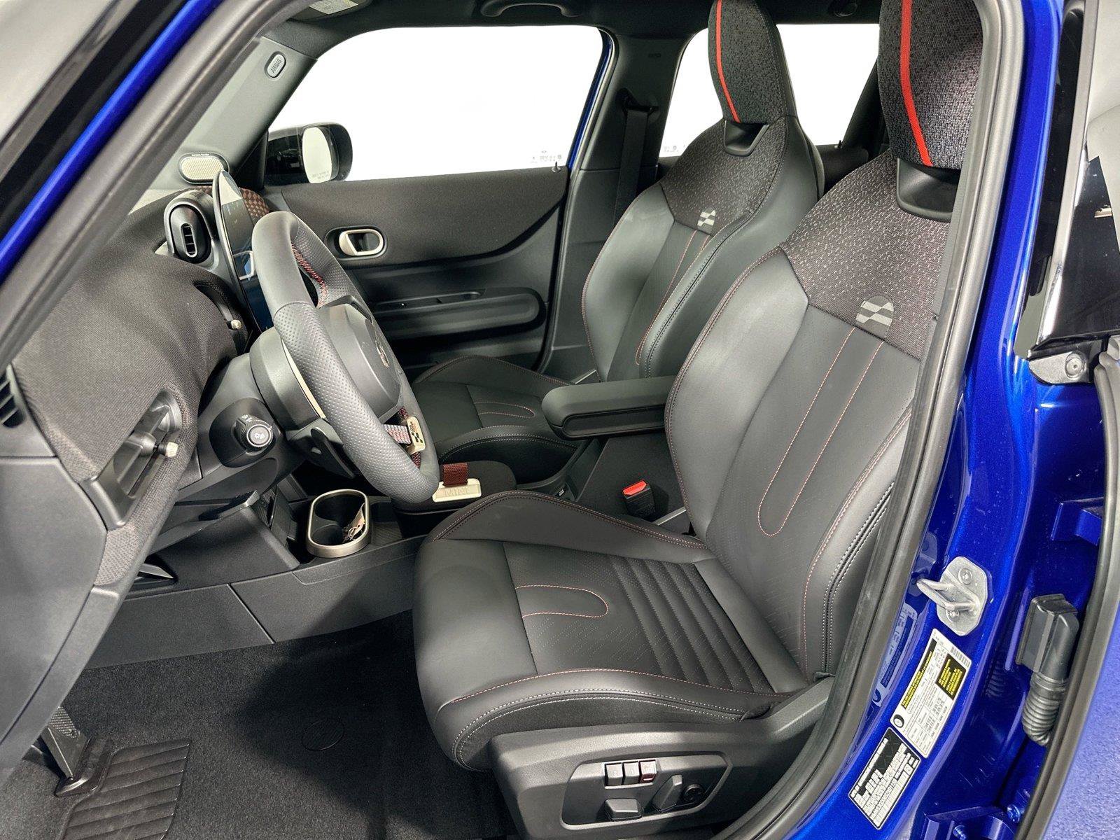 Used 2025 MINI Cooper S FWD image 18