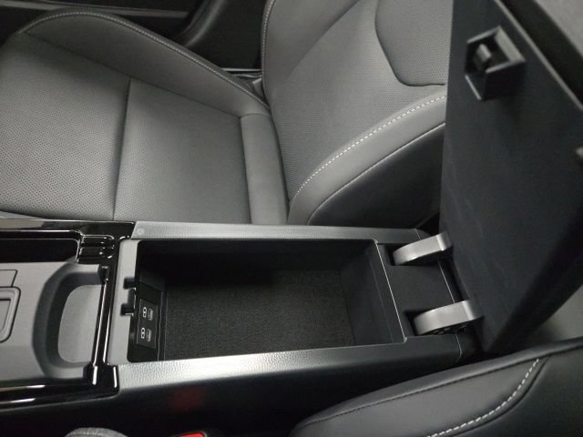 New 2026 Toyota Prius Limited AWD/4WD image 29