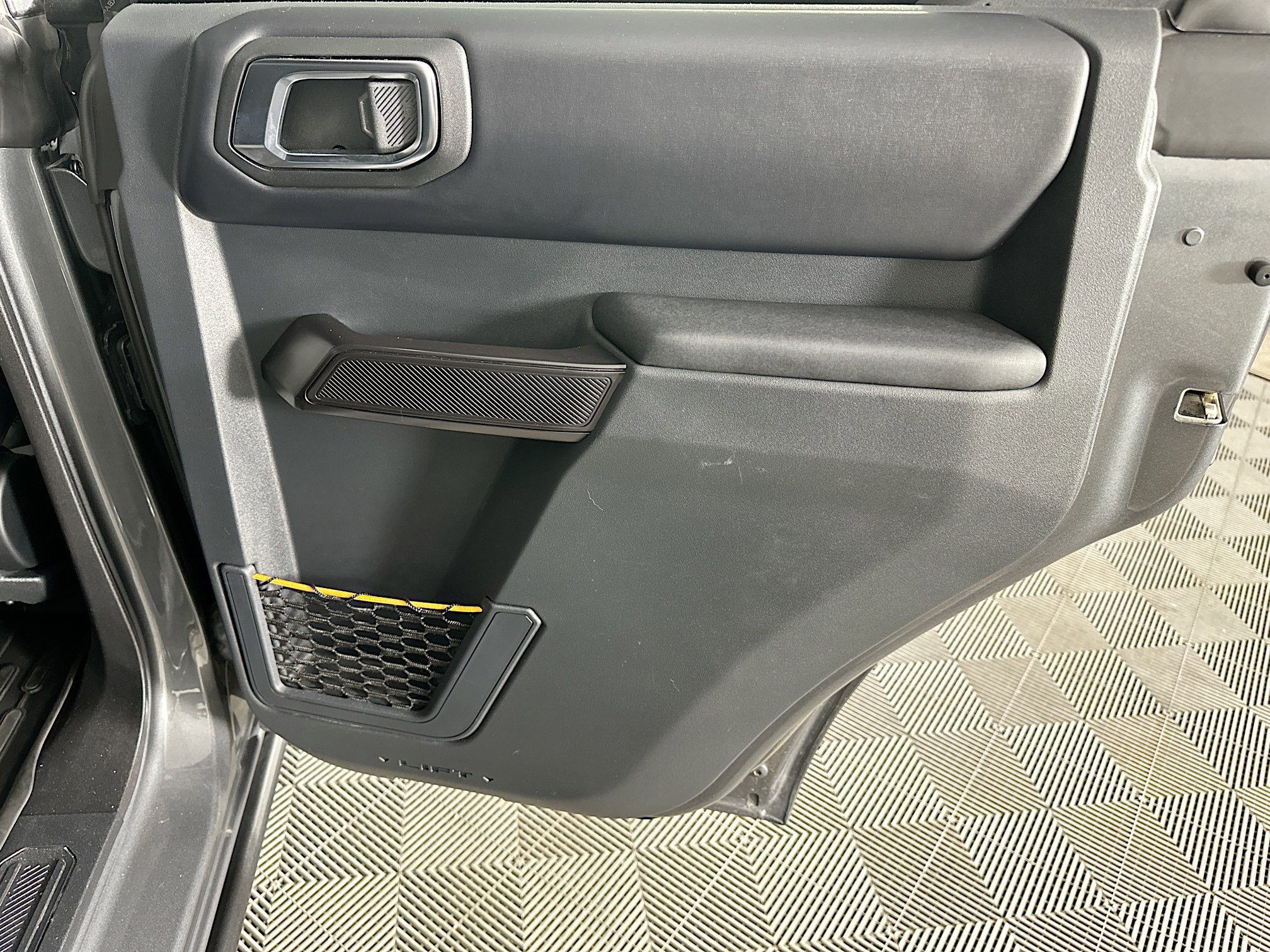 Used 2024 Ford Bronco Badlands image 30