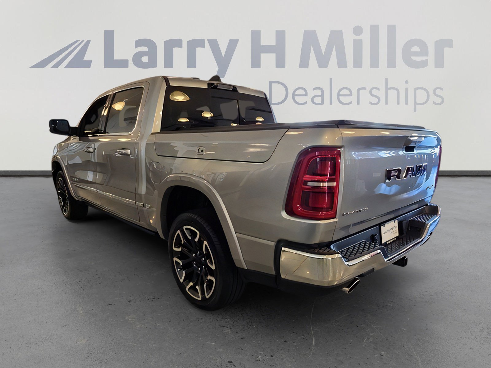 New 2026 RAM 1500 Limited image 3