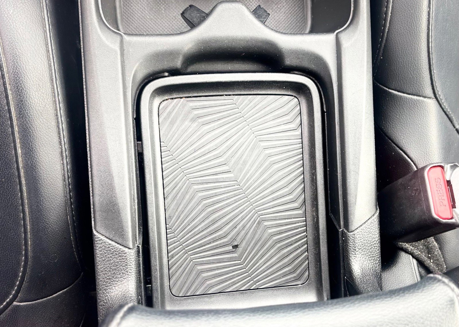 Used 2018 Honda CR-V Touring image 42