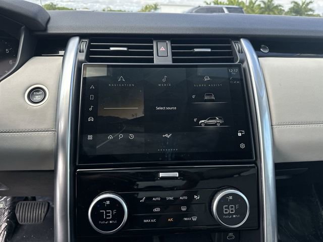 Used 2025 Land Rover Discovery S image 25