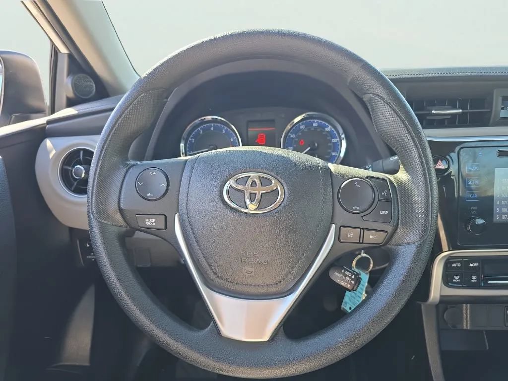 Used 2019 Toyota Corolla LE FWD image 14