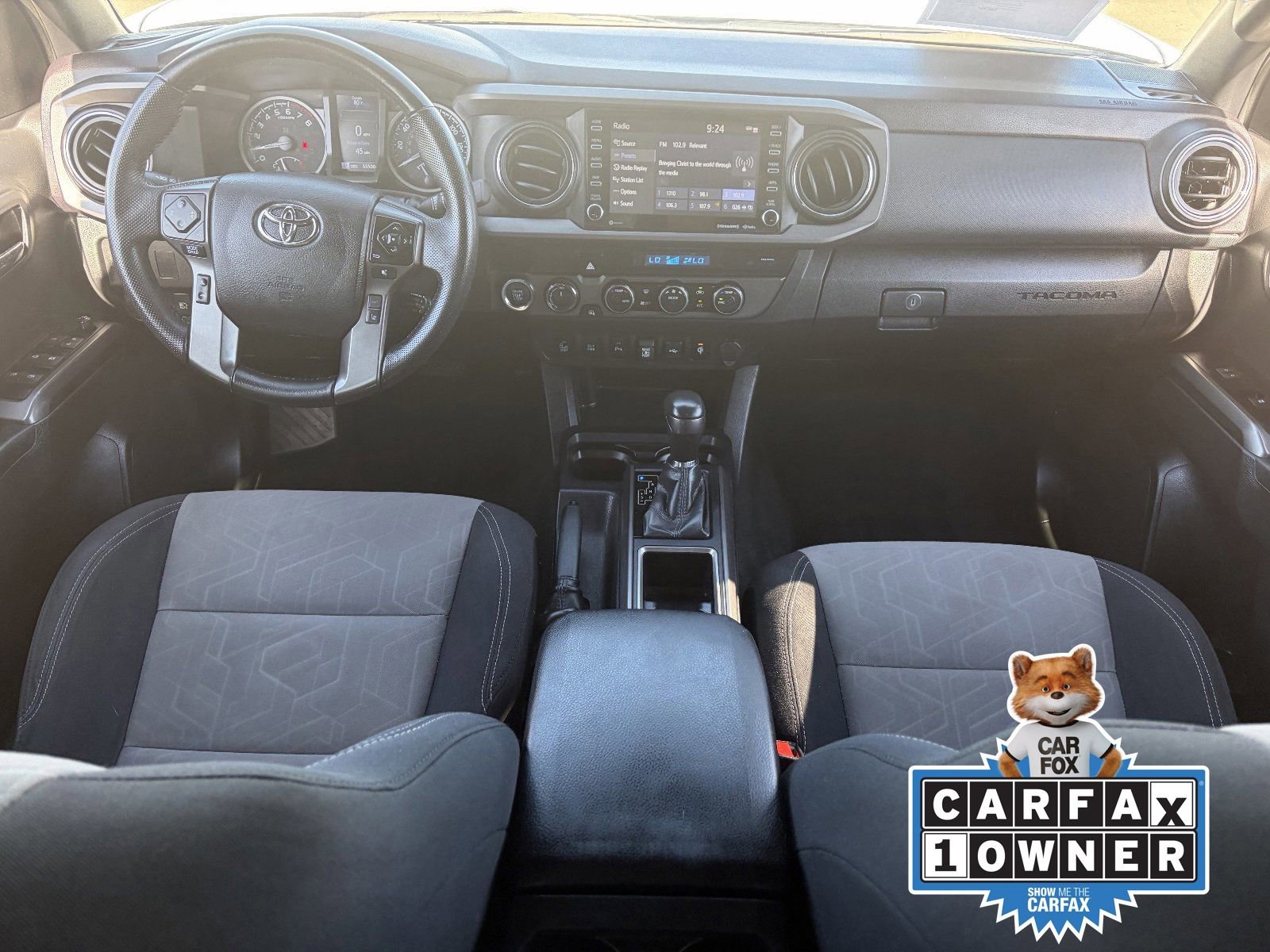 Used 2023 Toyota Tacoma TRD Off-Road w/ Technology Package AWD/4WD image 16