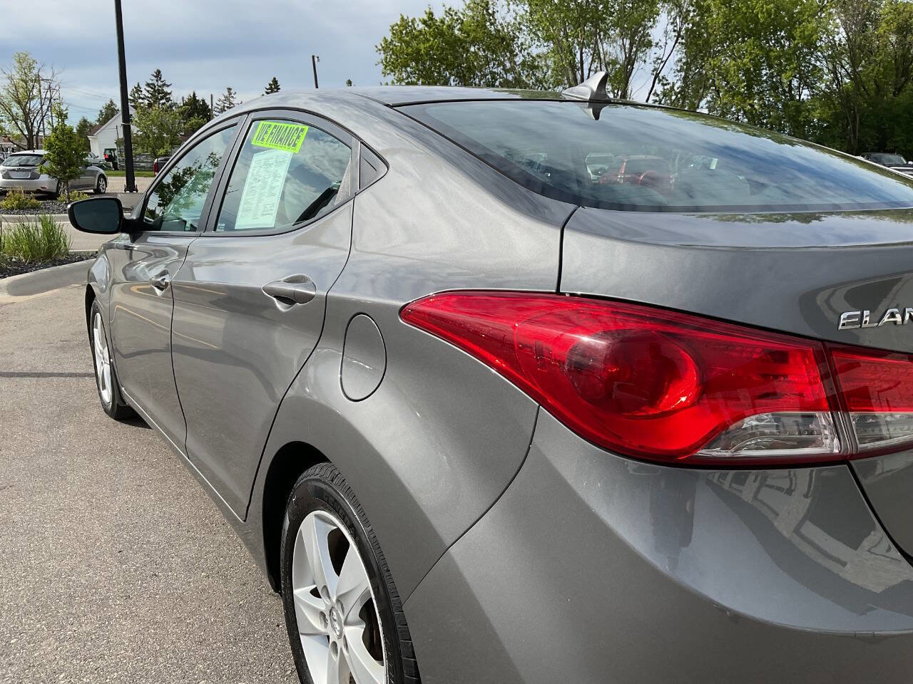 Used 2013 Hyundai Elantra GLS w/ Preferred Pkg FWD image 5