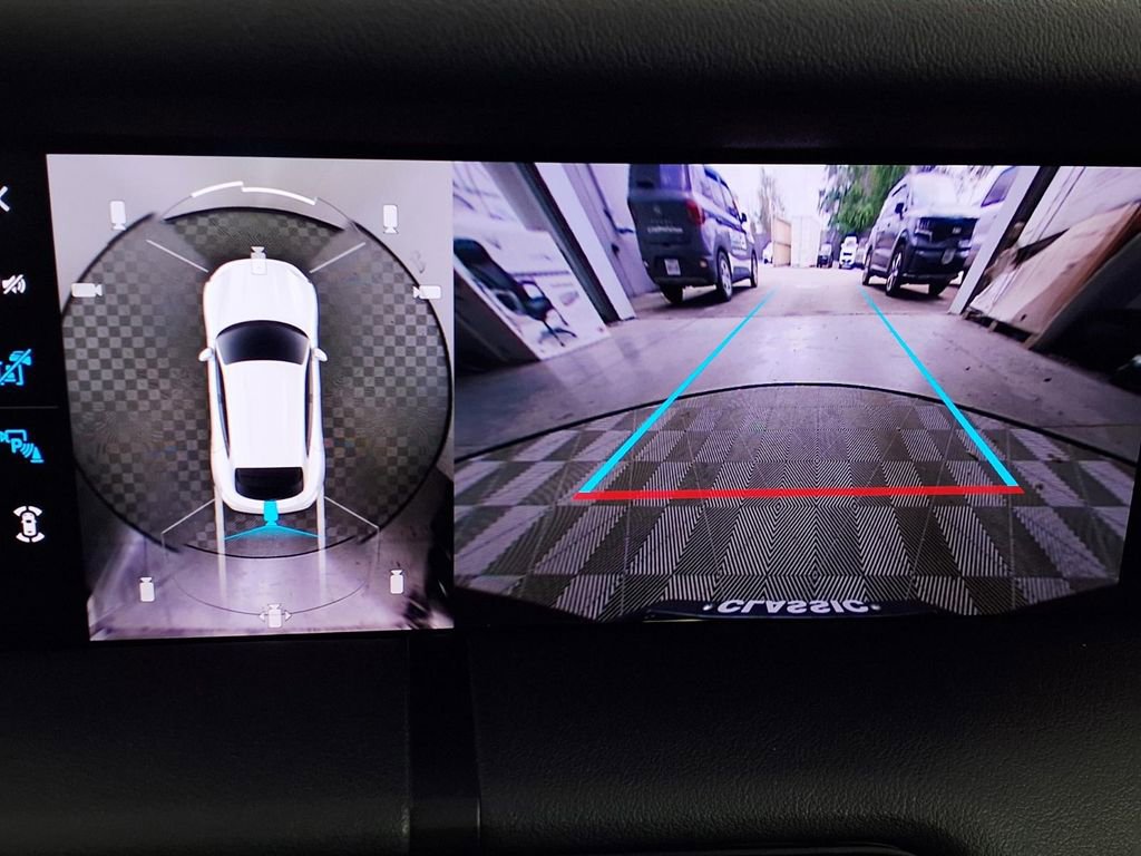 Used 2023 Porsche Taycan 4 Cross Turismo image 15