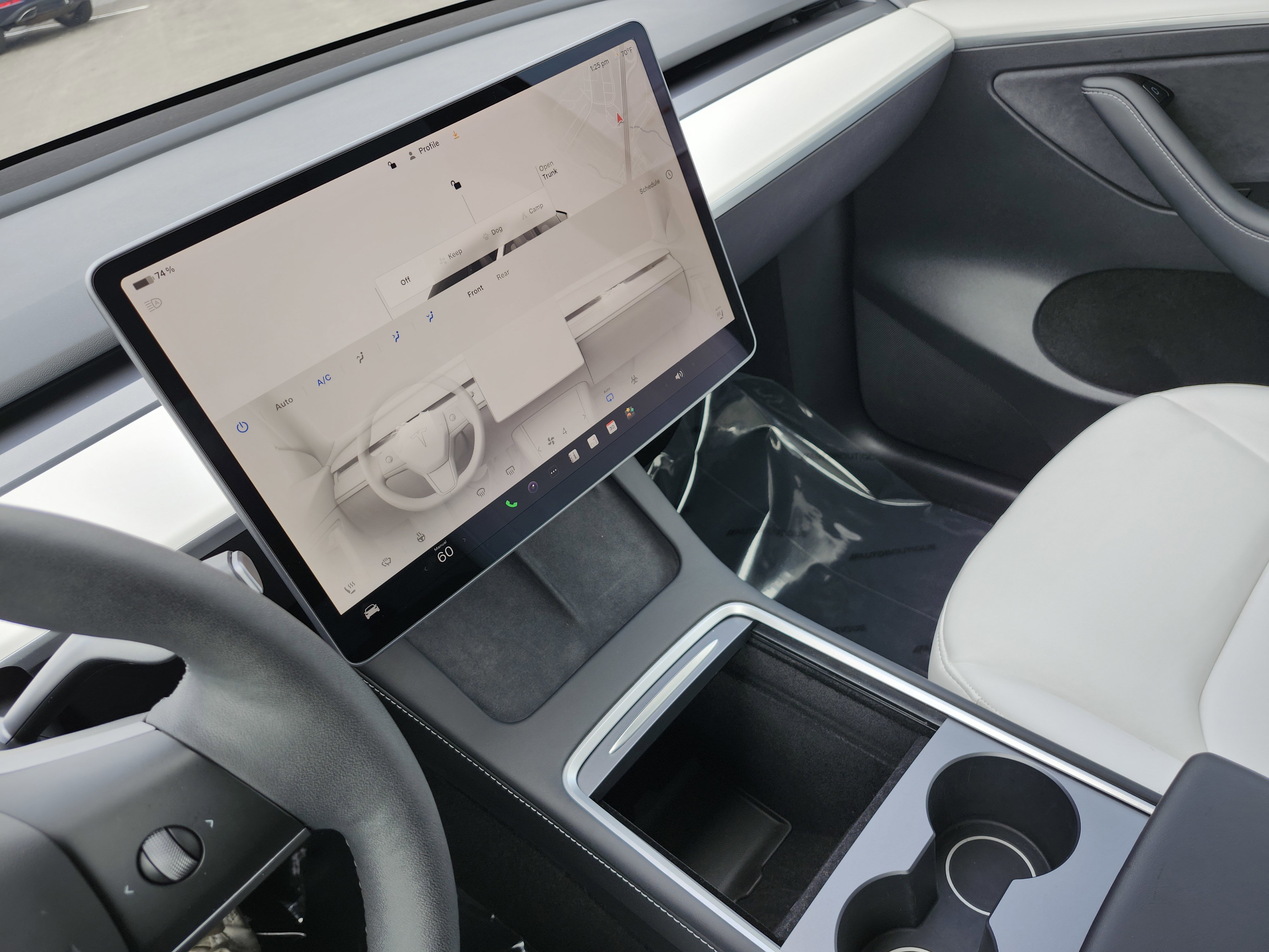 Used 2024 Tesla Model Y Long Range image 28