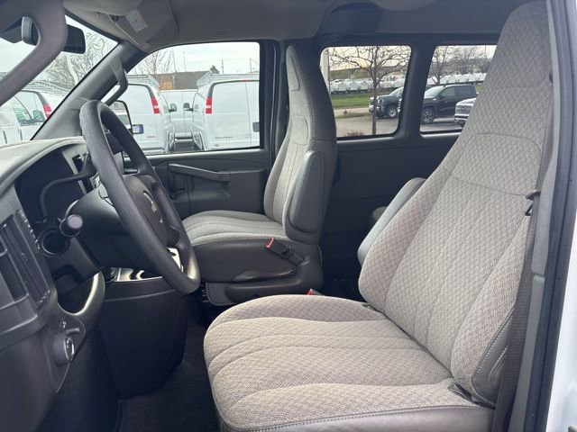 Used 2024 Chevrolet Express 3500 LT w/ LT Preferred Equipment Group RWD image 11