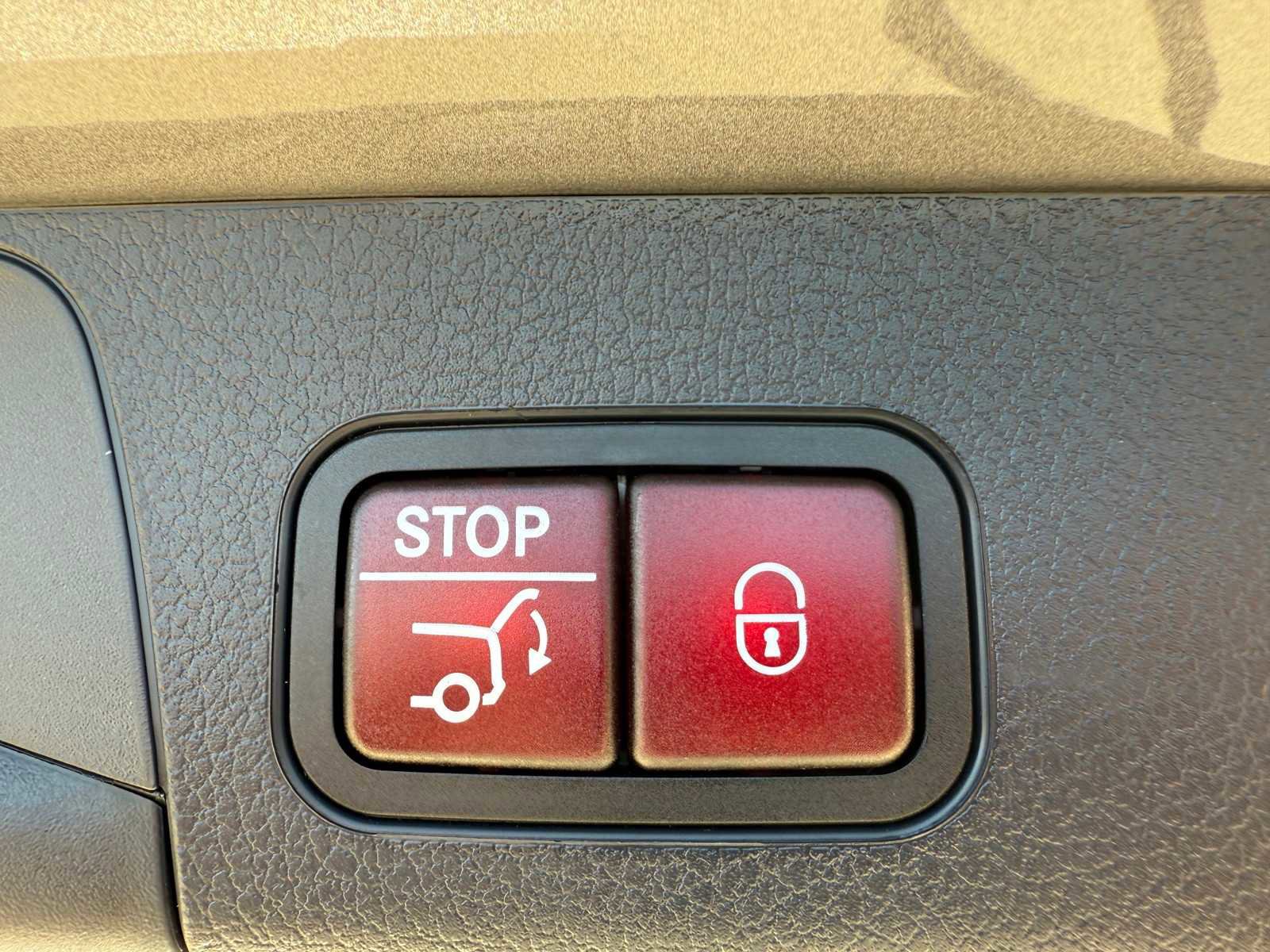 Used 2026 Mercedes-Benz GLB 250 image 29
