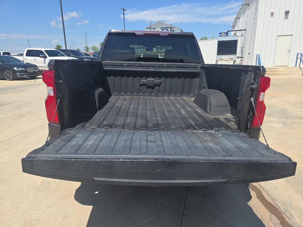 Used 2021 Chevrolet Silverado 1500 RST w/ Bed Protection Package AWD/4WD image 12