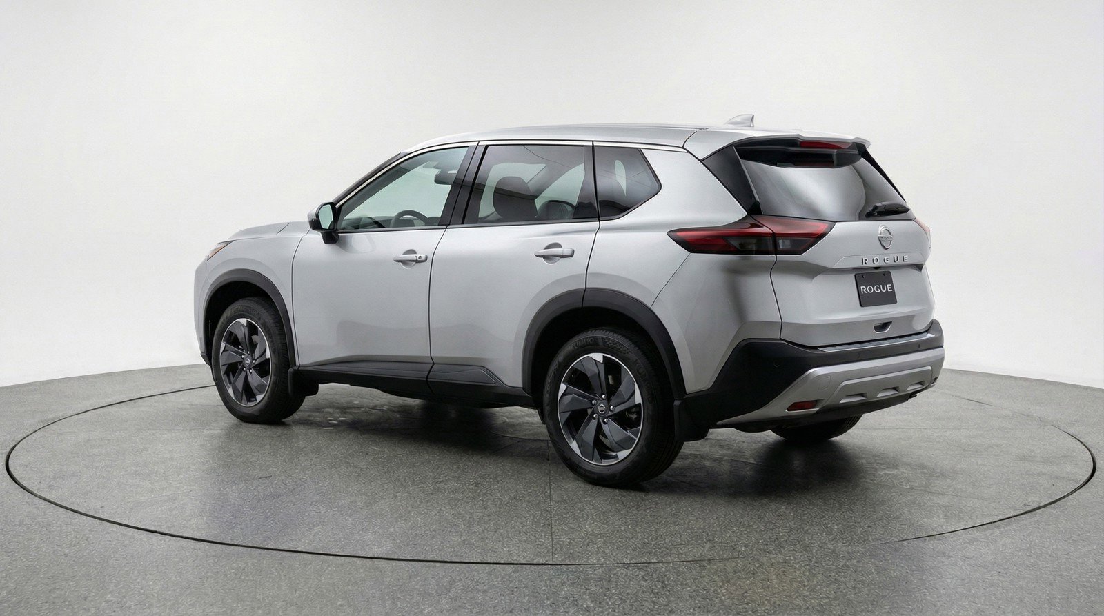 Used 2025 Nissan Rogue SV image 6