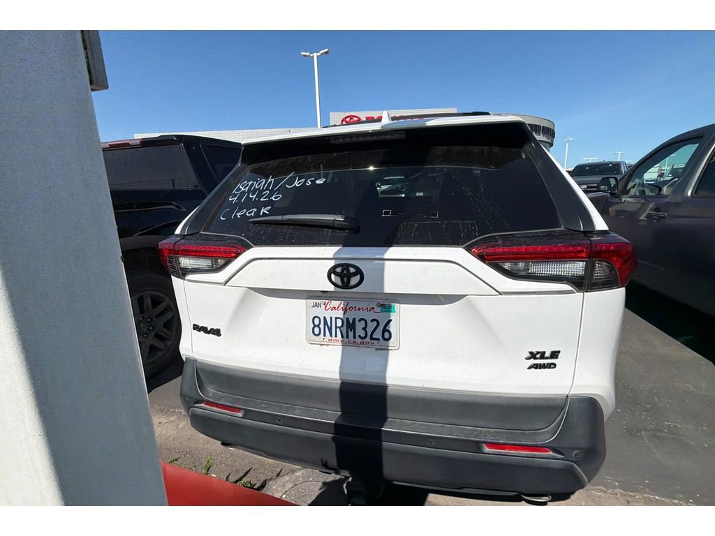 Certified 2020 Toyota RAV4 XLE Premium image 6