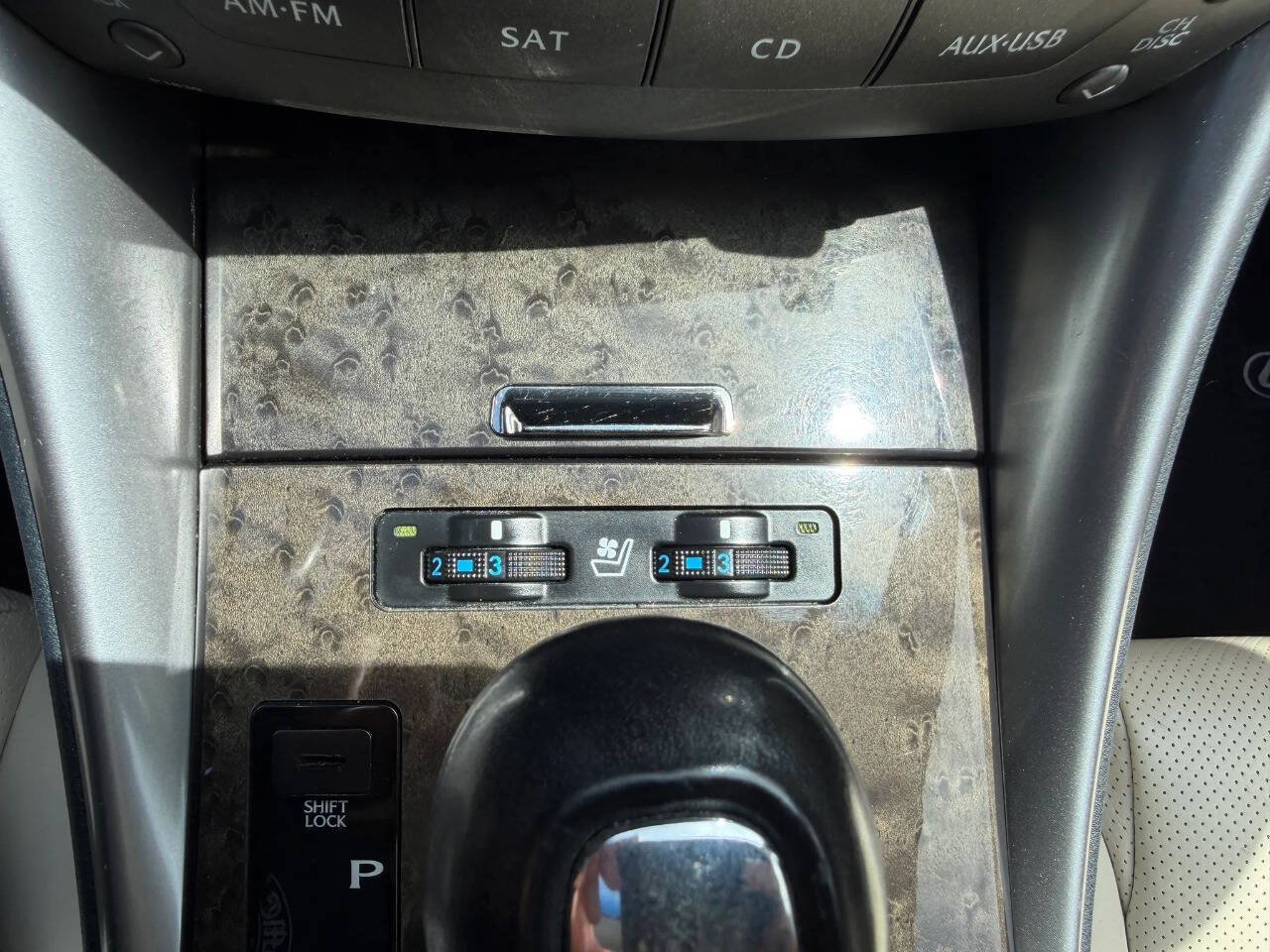 Used 2010 Lexus IS 350C RWD image 15