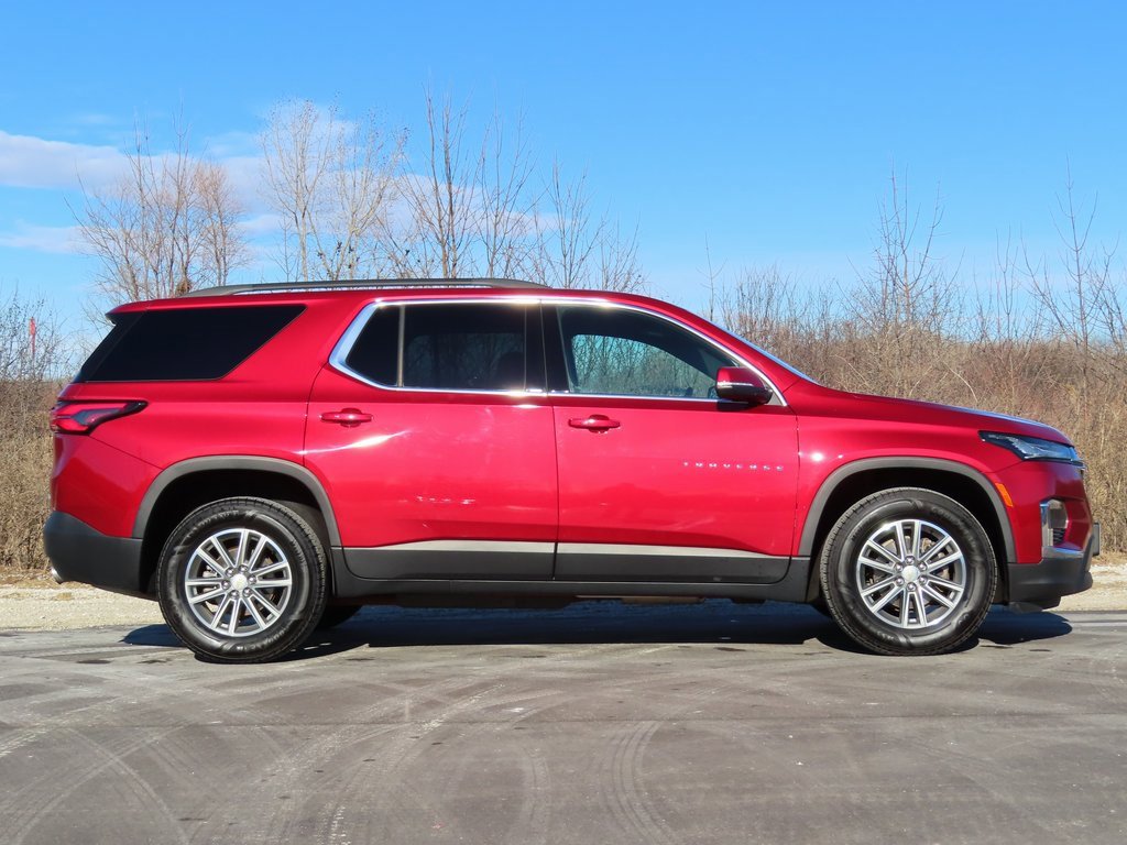 Certified 2023 Chevrolet Traverse LT image 2