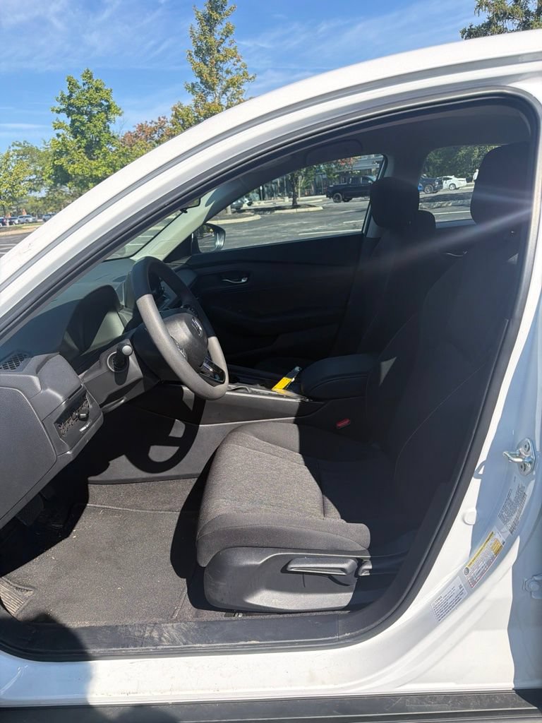 Certified 2025 Honda Accord LX image 12