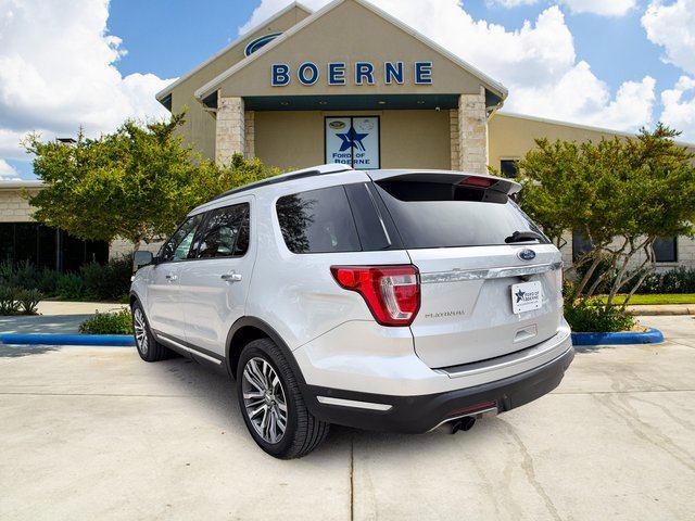 Used 2018 Ford Explorer Platinum image 3