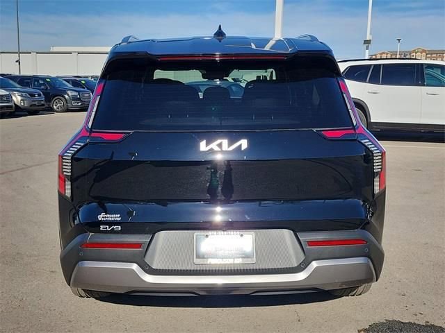New 2026 Kia EV9 Wind image 4