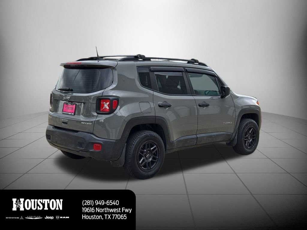 Used 2021 Jeep Renegade Sport image 3