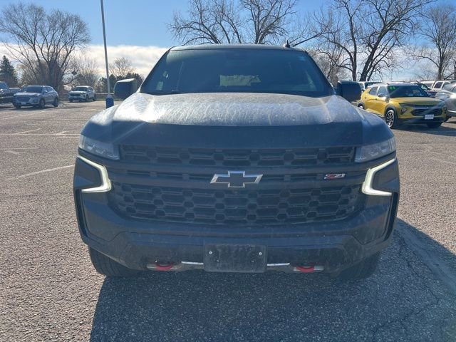 Used 2024 Chevrolet Suburban Z71 w/ Luxury Package AWD/4WD image 2