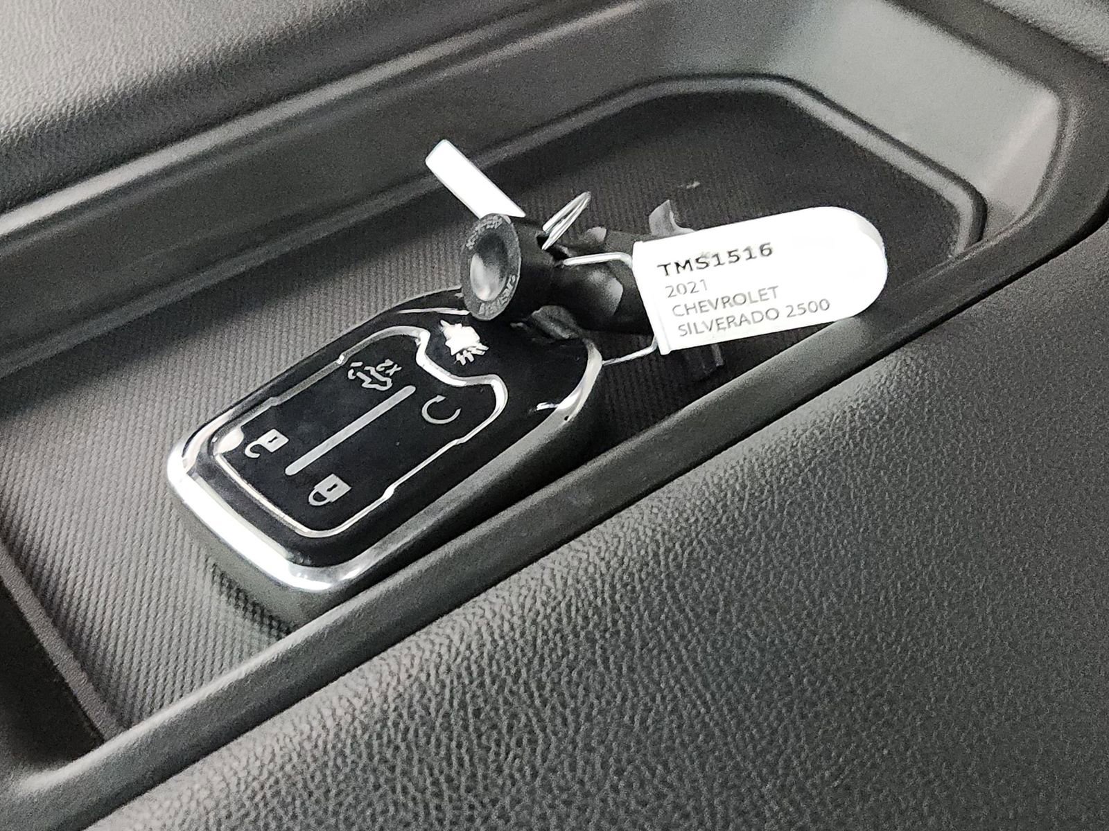 Used 2021 Chevrolet Silverado 2500 LT w/ Convenience Package image 17